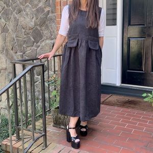 Fabulous sleeveless Corduroy Midi Dress with Pockets